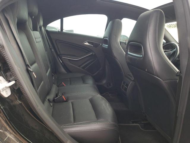WDDSJ4EB9JN598090 Mercedes-Benz CLA 250