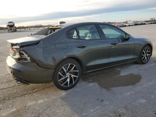 7JRA22TKXKG011705 Volvo S60 T6 Momentum