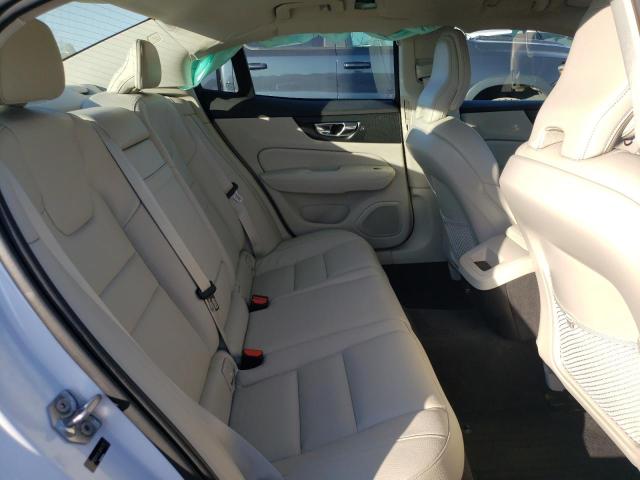 7JR102FK1LG045213 Volvo S60 T5 Momentum