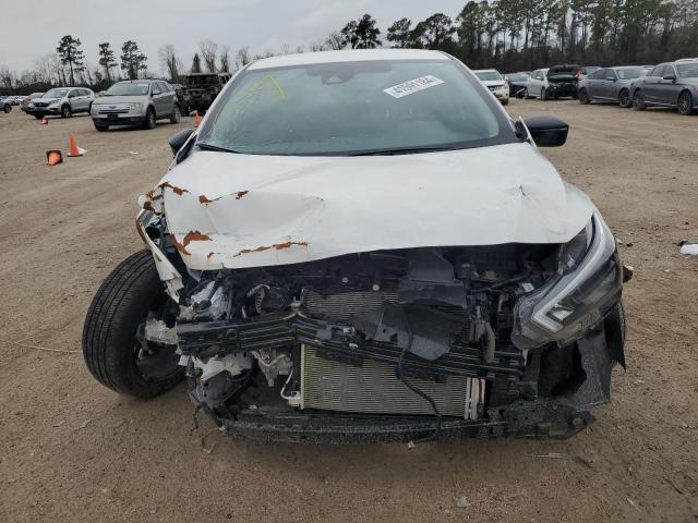3N1CN8FV8RL828199 Nissan VERSA SR