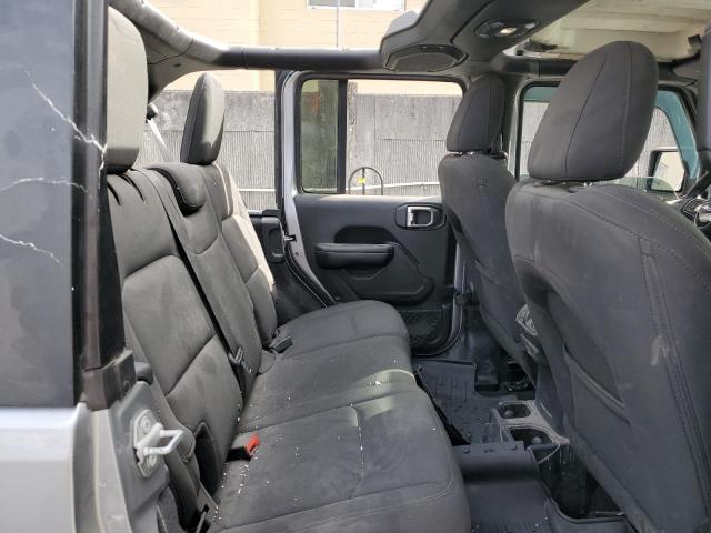 1C4HJXDG8JW261391 Jeep Wrangler Unlimited Sport