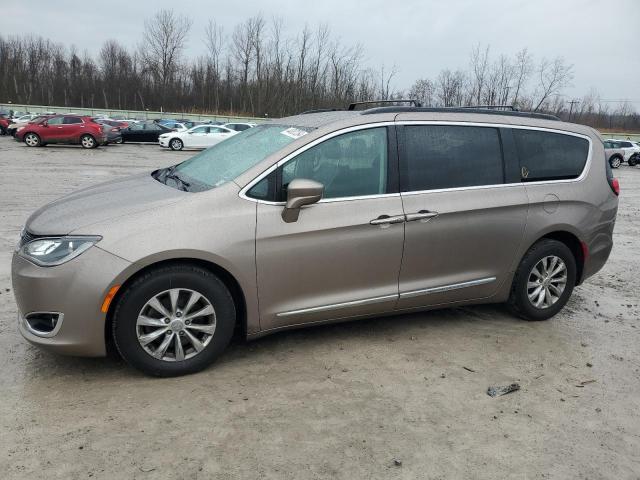 Auction sale of the 2017 Chrysler Pacifica Touring L, vin: 2C4RC1BG8HR534962, lot number: 44007264