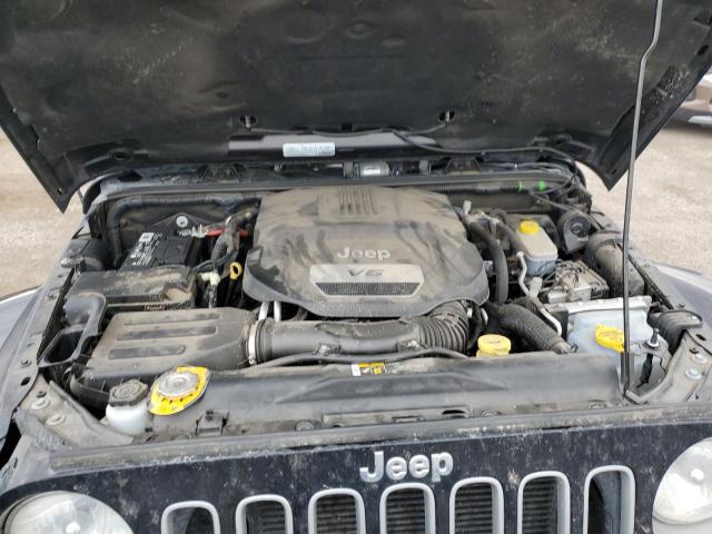 1C4BJWEG9JL900040 Jeep Wrangler Unlimited Sahara