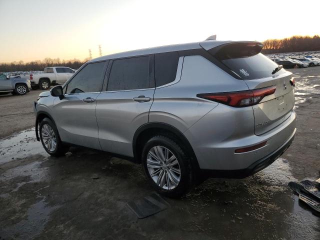 JA4J3TA85NZ033221 Mitsubishi Outlander Es