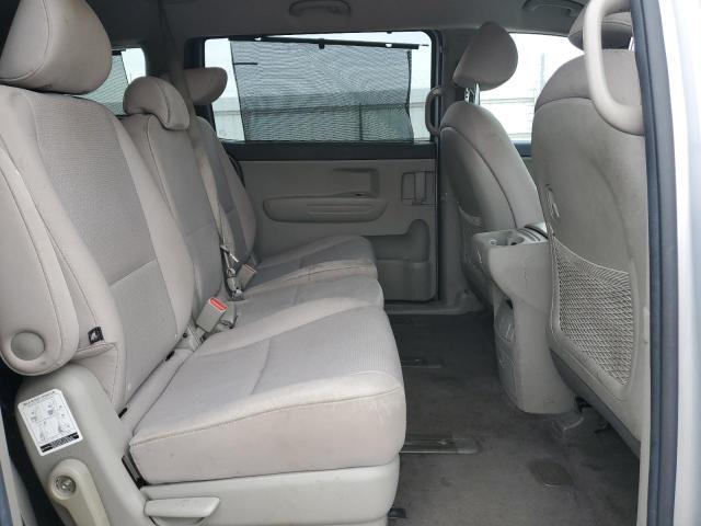 KNDMB5C16G6082286 KIA SEDONA LX