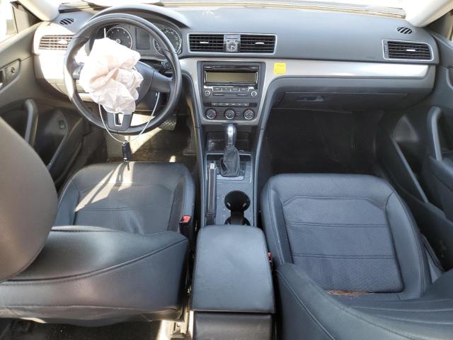 1VWAT7A36FC036695 Volkswagen PASSAT S