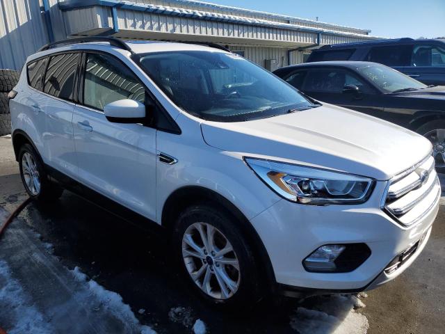 1FMCU9HD7JUC32551 Ford ESCAPE SEL