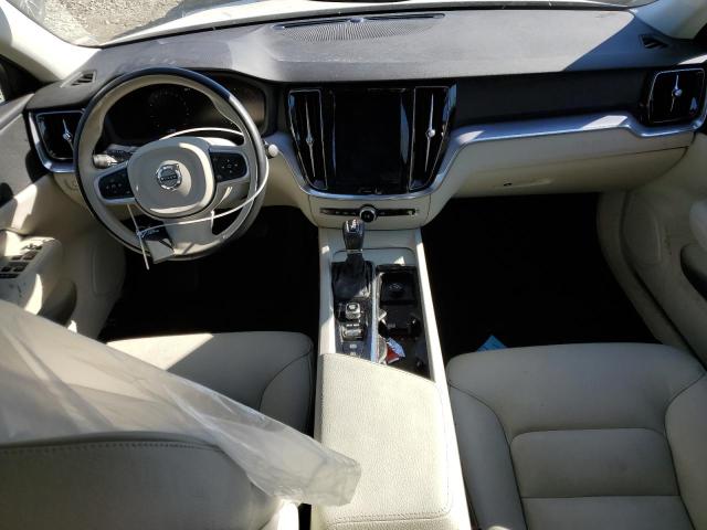 7JRA22TK7LG045697 Volvo S60 T6 Momentum