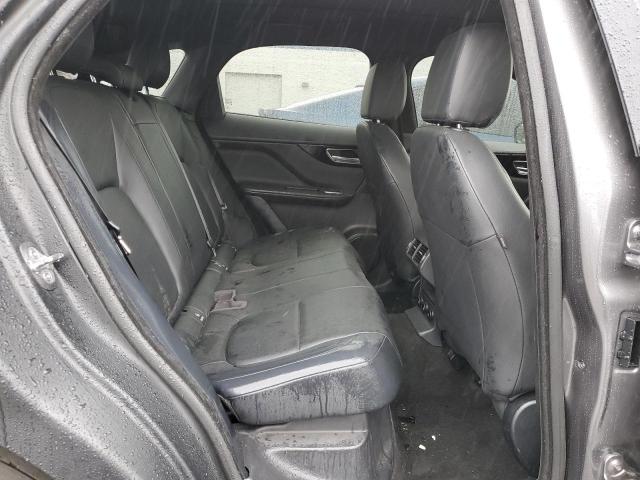 SADCJ2BV6HA099190 Jaguar F-pace Premium