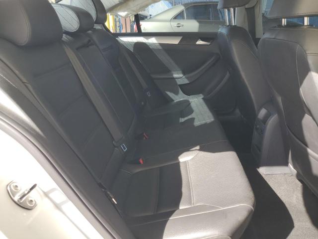 3VWD07AJ5EM335970 Volkswagen JETTA SE
