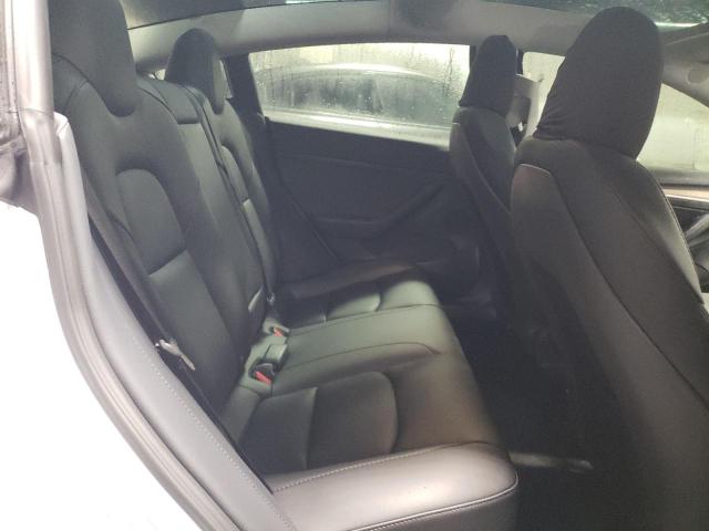 5YJ3E1EB3PF632727 Tesla MODEL 3