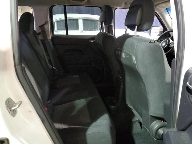 1C4NJPBB9FD402546 Jeep Patriot Sport