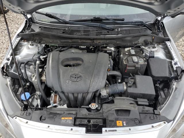 3MYDLBJV1LY702953 Toyota YARIS LE