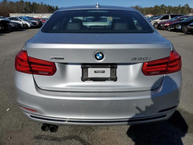 WBA8D9C53JEM32618 BMW 330 XI