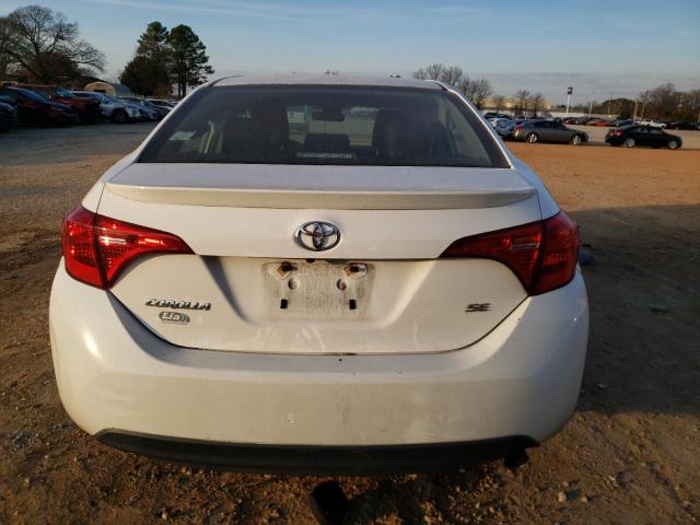 2T1BURHE5KC135257 Toyota COROLLA L