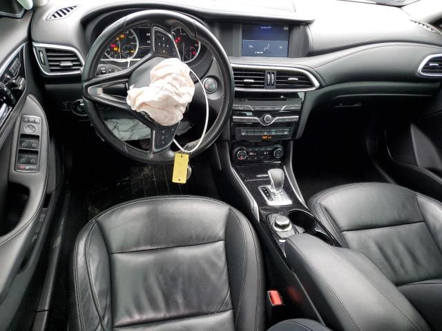 SJKCH5CR7JA049914 Infiniti QX30 BASE