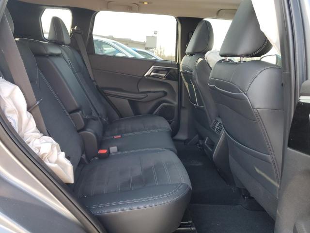 JA4J4UA82PZ055974 Mitsubishi Outlander Se