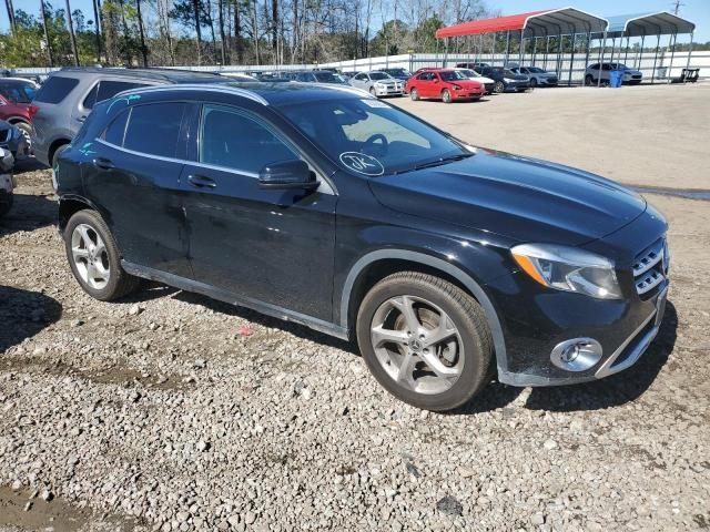 WDCTG4GB0KU005843 Mercedes-Benz Gla 250 4matic