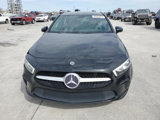 WDD3G4FB5LW038095 Mercedes-Benz A 220 4matic