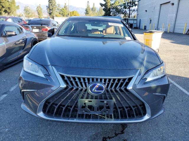 58ACA1C15NU015165 Lexus Es 300h Base
