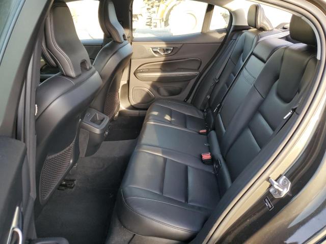 7JRA22TKXKG011705 Volvo S60 T6 Momentum