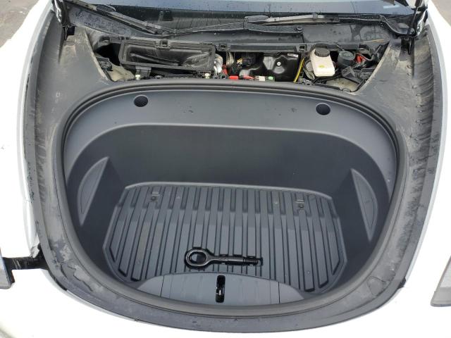 5YJ3E1EA4NF325880 Tesla MODEL 3
