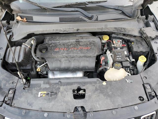 3C4NJDBB4JT393093 Jeep Compass Latitude