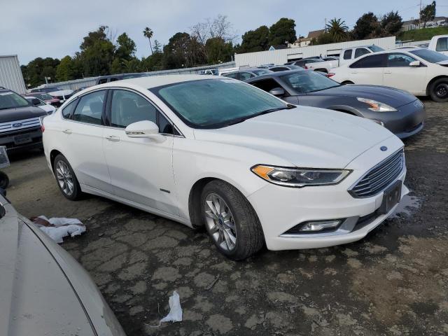 3FA6P0PU4HR215395 Ford Fusion Se Phev