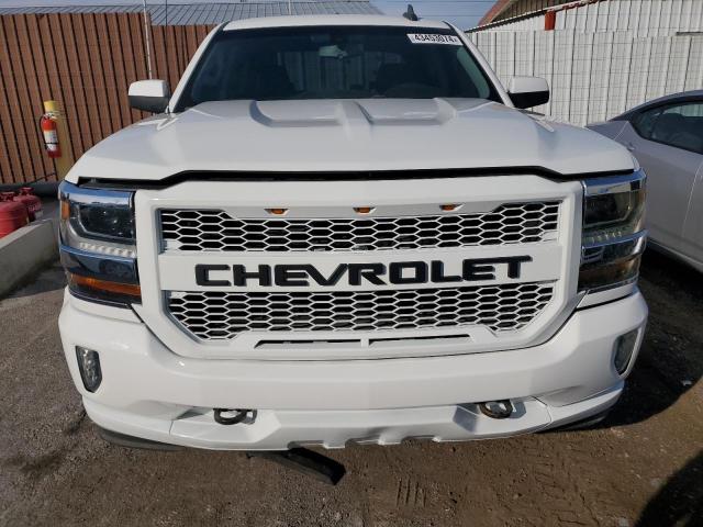 Auction sale of the 2018 Chevrolet Silverado , vin: 3GCUKRER3JG243807, lot number: 143453074