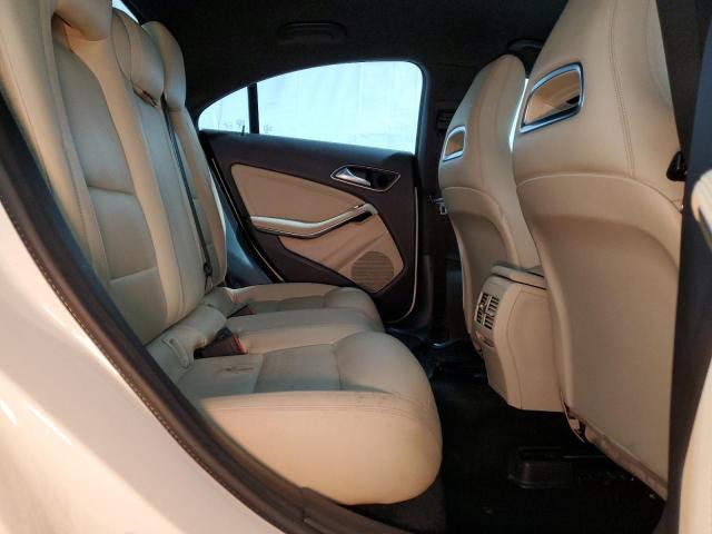 WDDSJ4GB9EN123235 Mercedes-Benz CLA 250 4MATIC