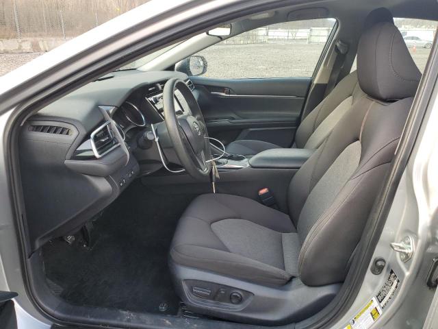 4T1B11HK1JU631282 Toyota CAMRY L