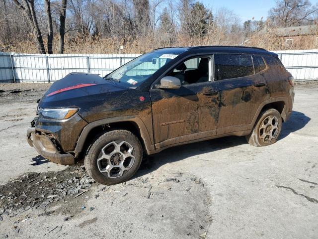 44198974 :رقم المزاد ، 3C4NJDDB2NT188973 vin ، 2022 Jeep Compass Trailhawk مزاد بيع