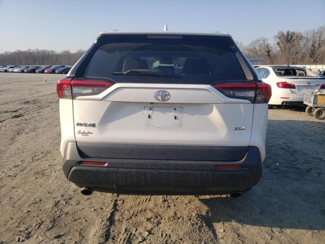 2T3W1RFV6KW048826 Toyota Rav4 Xle
