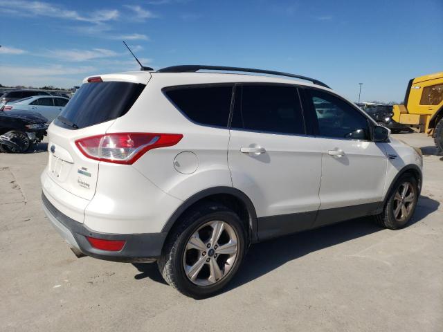 1FMCU0GX2EUD87179 Ford ESCAPE SE