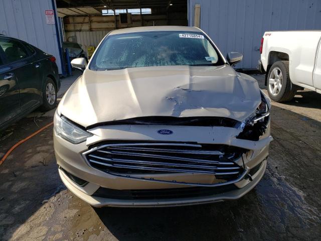 3FA6P0HD2HR404948 Ford FUSION SE