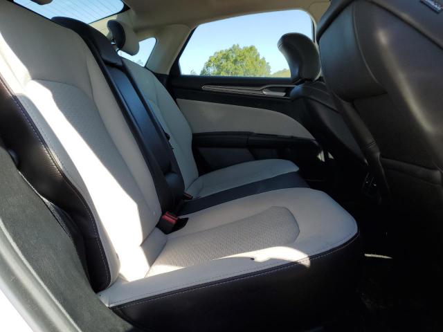 3FA6P0HD7KR233282 Ford FUSION SE