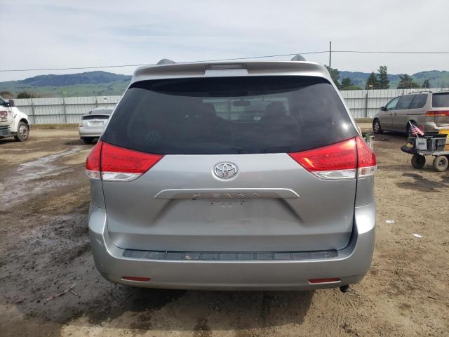 5TDKK3DC7ES445218 Toyota SIENNA LE