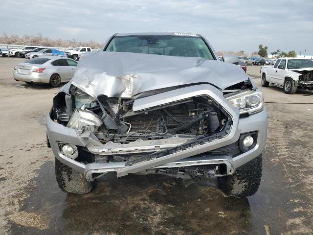 5TFAZ5CN8JX070983 Toyota Tacoma Double Cab