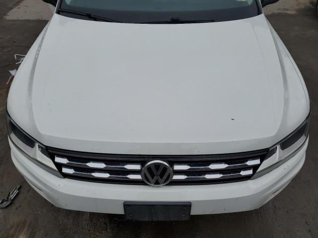 3VV2B7AX3JM200605 Volkswagen TIGUAN SE