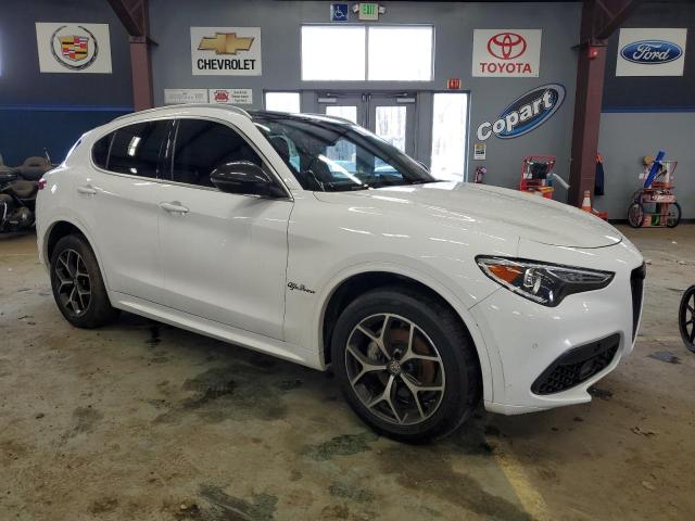 ZASPAKBN3L7C83139 Alfa Romeo STELVIO TI