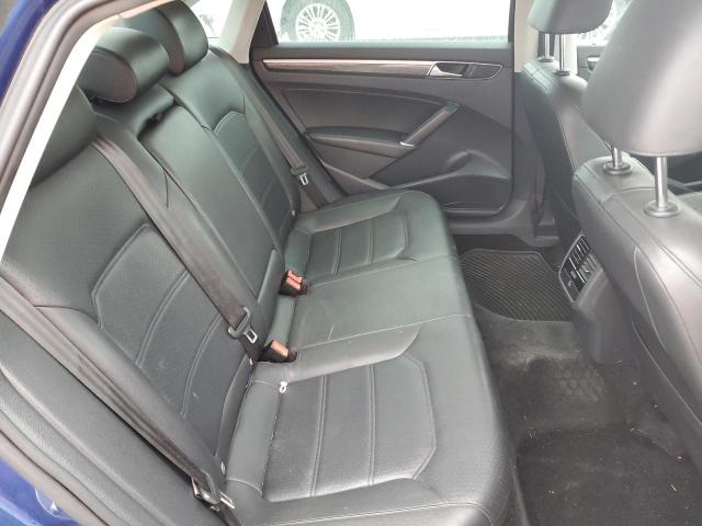 1VWBT7A33GC043822 Volkswagen PASSAT SE