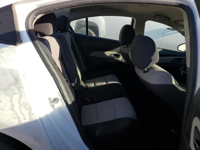 1G1PA5SHXF7198381 Chevrolet CRUZE LS