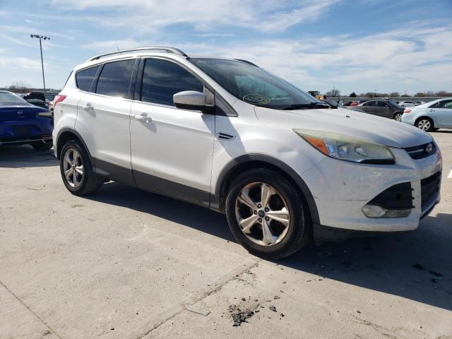 1FMCU0GX2EUD87179 Ford ESCAPE SE
