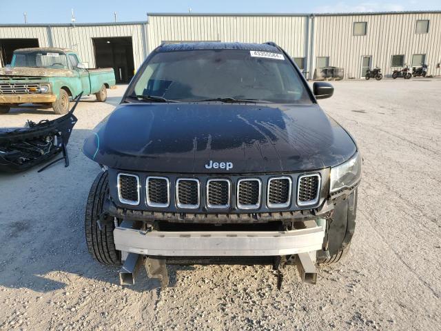 3C4NJCAB9JT411096 Jeep Compass Sport