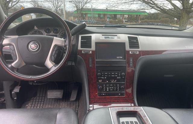 1GYS4JEF3ER137723 Cadillac Escalade Esv Premium