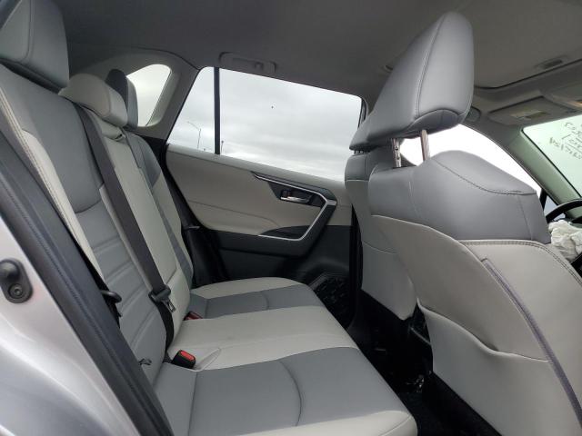 JTMC1RFV2MD070227 Toyota Rav4 Xle Premium