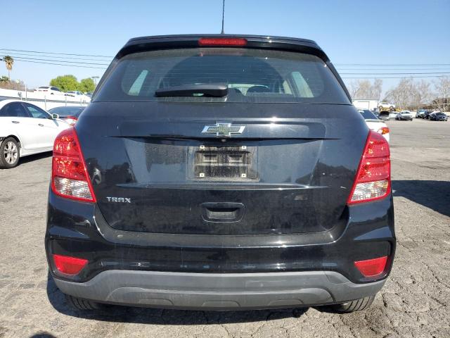 3GNCJKSB8LL332674 Chevrolet TRAX LS
