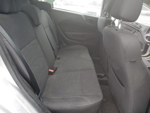 3FADP4EJ9KM124117 Ford FIESTA SE