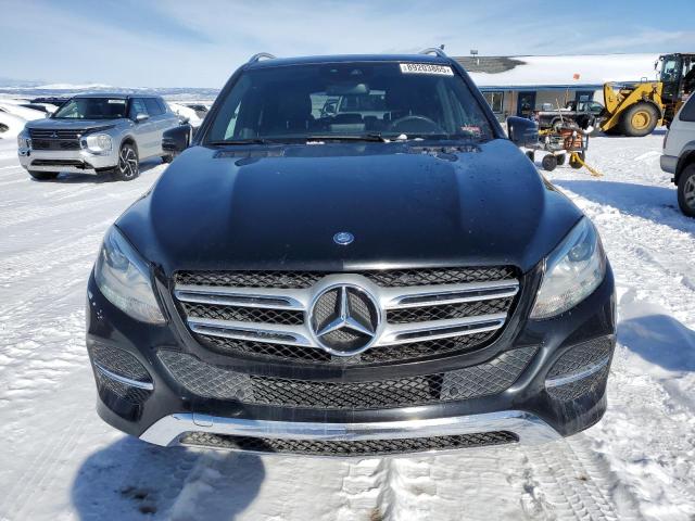 4JGDA5HB8GA743832 Mercedes-Benz m276