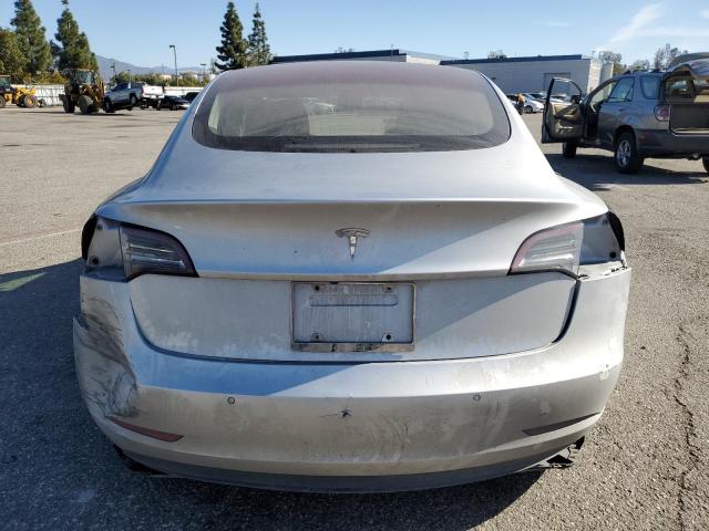 5YJ3E1EA9JF052638 Tesla 2018